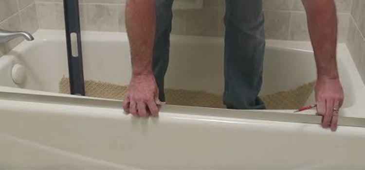 Sliding Shower Door Repair in Oak Hills